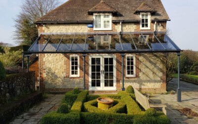 Glass vs Polycarbonate Veranda Roofs: Which Is Best for Your Home?
